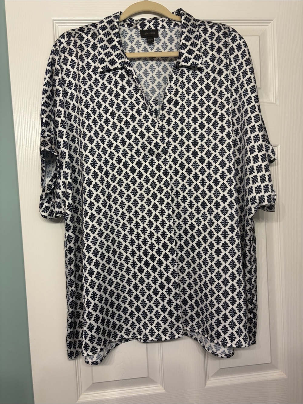J. Jill Navy and White Geometric Short Sleeve Button-Down